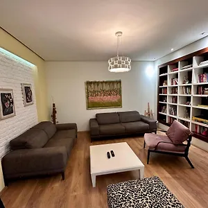 Center Easy Albanië